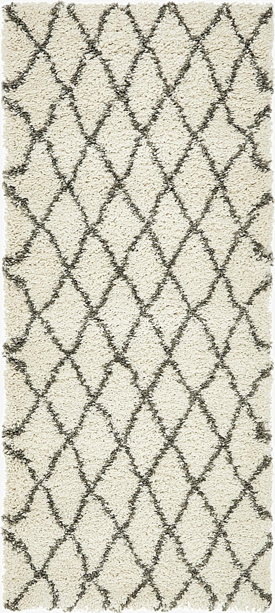  2' 7 x 6' Moroccan Shag Runner Rug