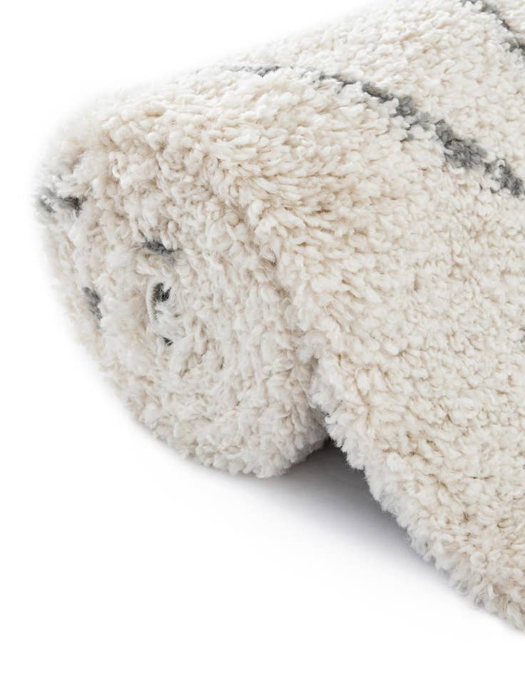 Detail image of  8' x 8' Moroccan Shag Square Rug