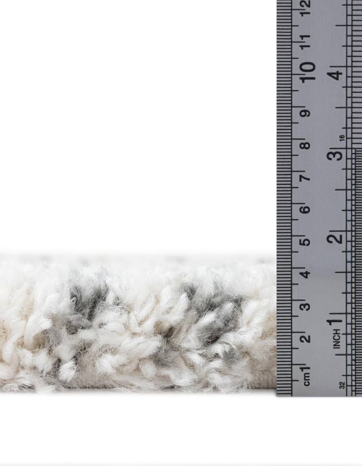 Detail image of  8' x 8' Moroccan Shag Square Rug