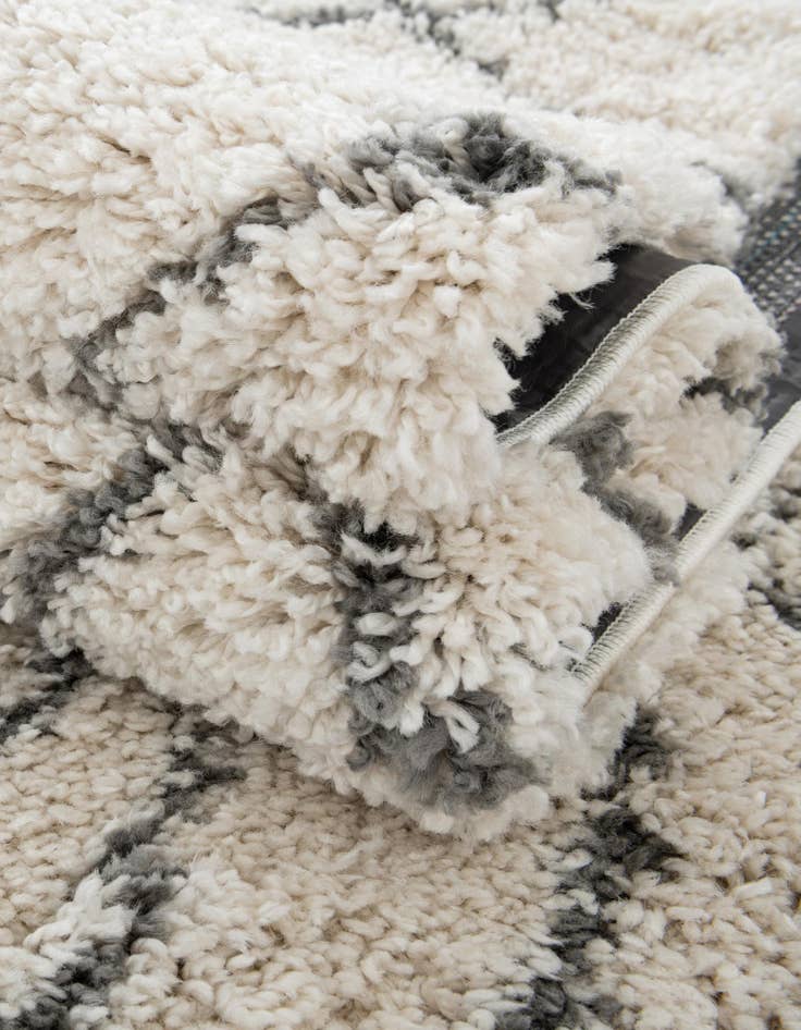 Detail image of  8' x 8' Moroccan Shag Square Rug