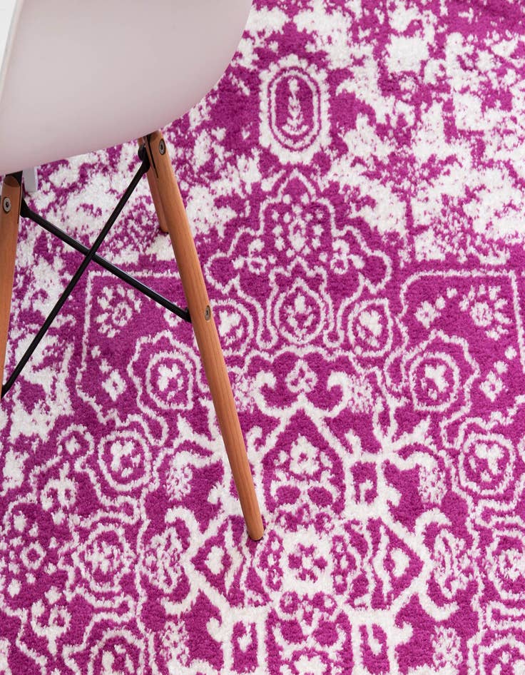 Detail image of  5' 3 x 8' Arlington Oval Rug