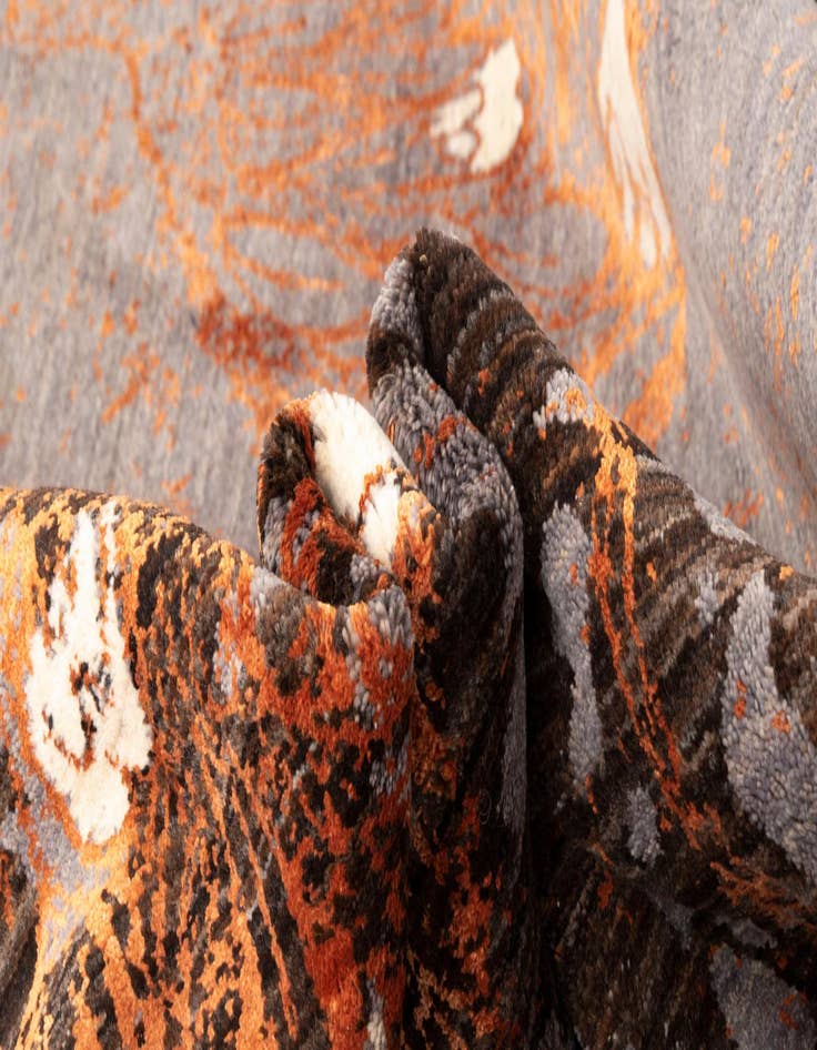 Detail image of  6' 4 x 9' 11 Anar Wool Rug