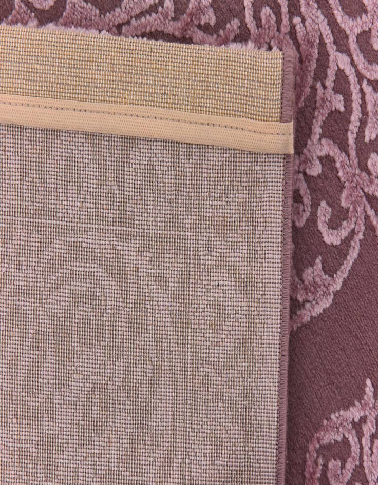 Detail image of 5' 3 x 7' 8 Carved Aubusson Rug