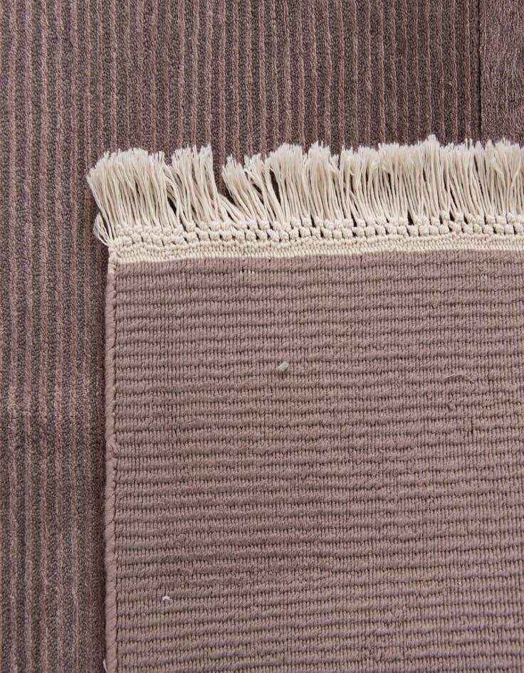 Detail image of  8' 3 x 11' 5  Hand Knotted Darya Wool Rug