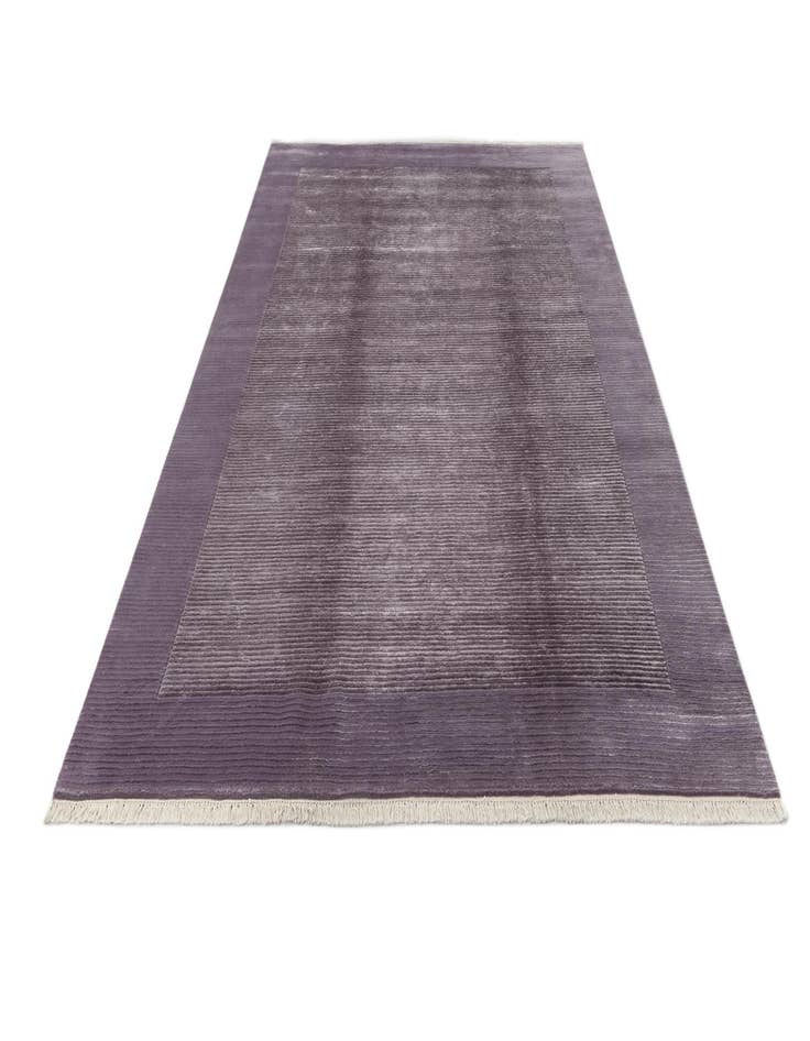 Detail image of  6' 6 x 9' 9  Hand Knotted Darya Wool Rug