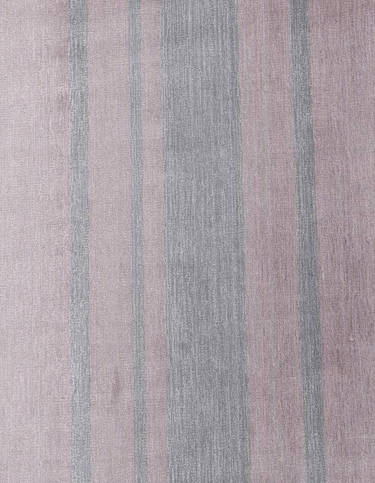 Detail image of  6' 6 x 9' 10  Hand Knotted Darya Wool Rug