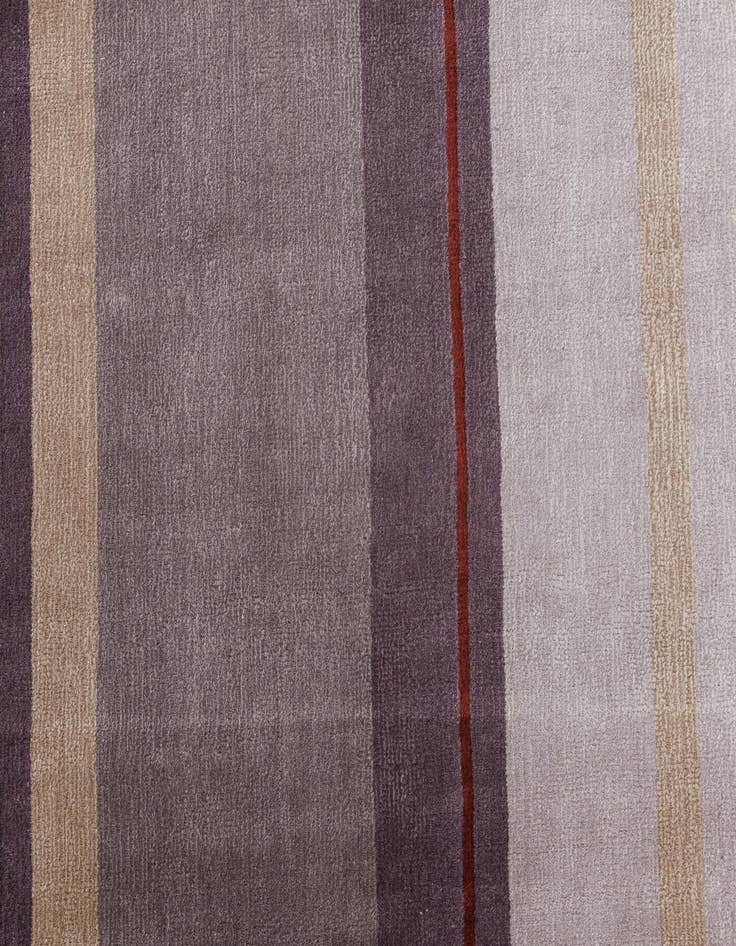 Detail image of  6' 6 x 9' 8  Hand Knotted Darya Wool Rug