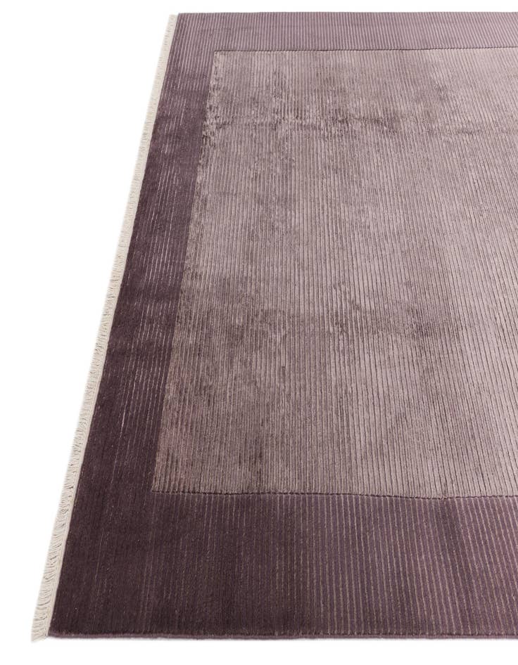 Detail image of  6' 6 x 10'  Hand Knotted Darya Wool Rug