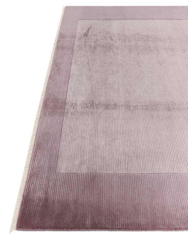 Detail image of  6' 5 x 9' 10  Hand Knotted Darya Wool Rug