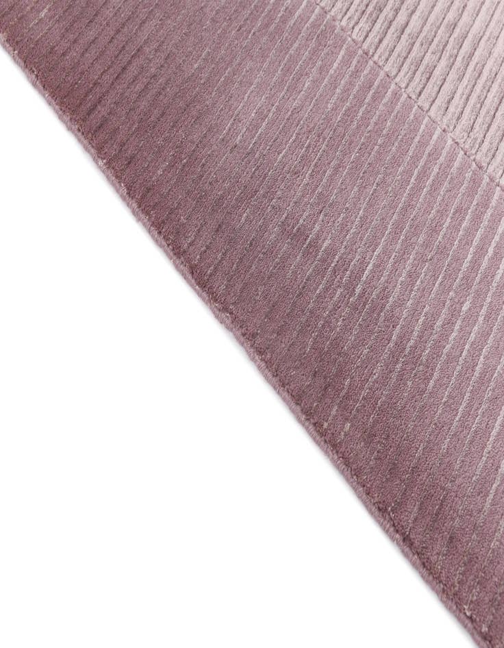 Detail image of  6' 5 x 9' 10  Hand Knotted Darya Wool Rug