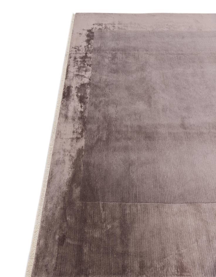 Detail image of  6' 7 x 10'  Hand Knotted Darya Rug