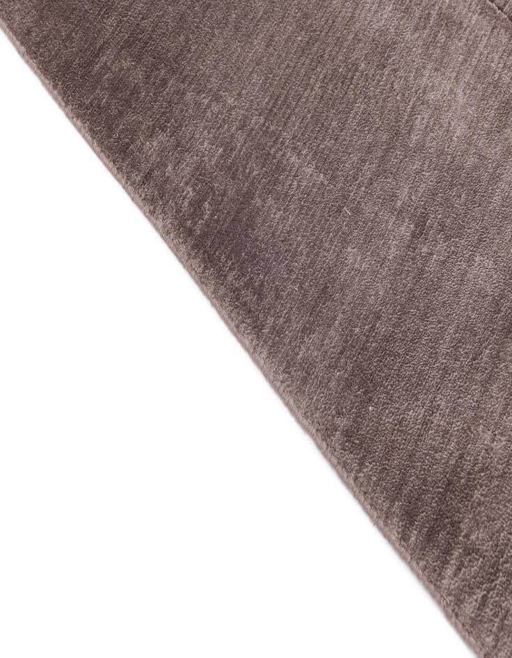 Detail image of  6' 7 x 10'  Hand Knotted Darya Rug