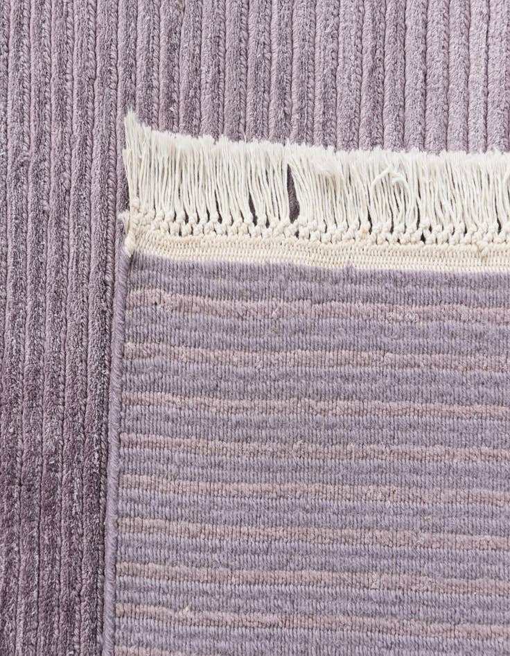 Detail image of  6' 7 x 9' 10  Hand Knotted Darya Wool Rug