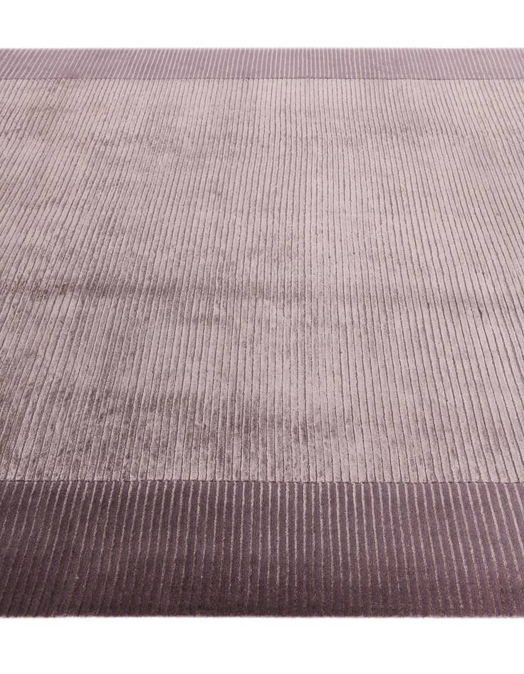 Detail image of  6' 6 x 9' 11  Hand Knotted Darya Wool Rug