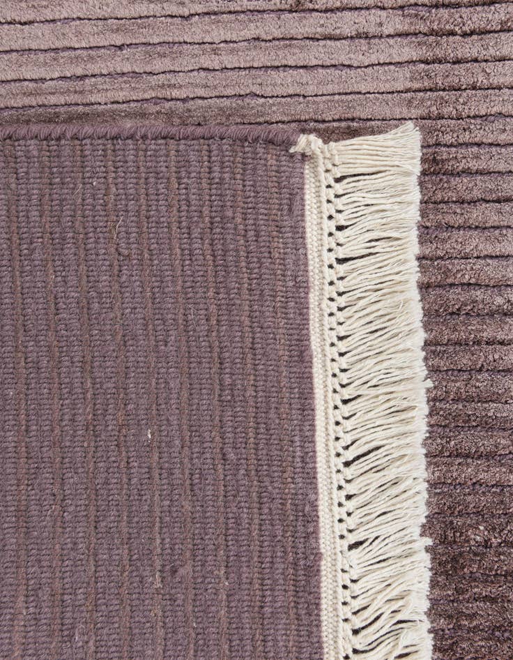 Detail image of  4' 11 x 6' 7  Hand Knotted Darya Wool Rug