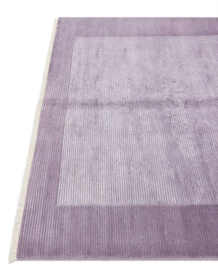 Detail image of  5' 7 x 7' 10 Darya Rug