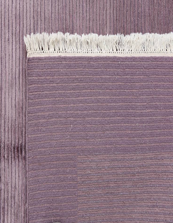 Detail image of  5' 6 x 7' 10  Hand Knotted Darya Wool Rug