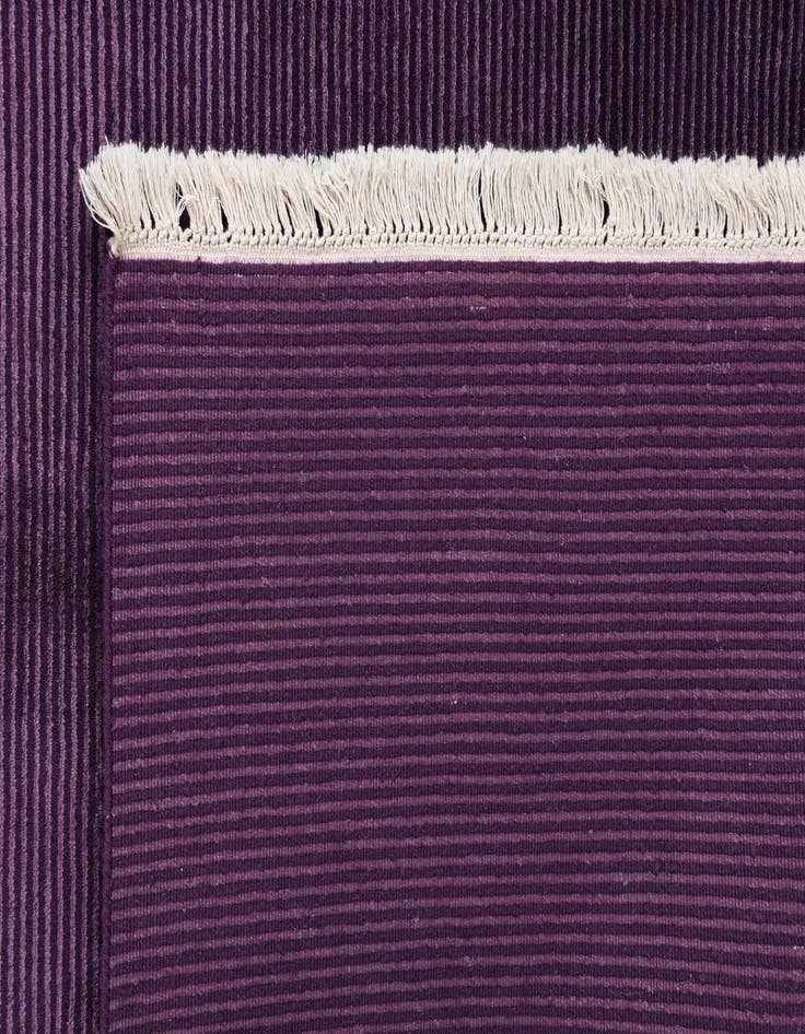 Detail image of  5' 7 x 7' 10 Darya Rug