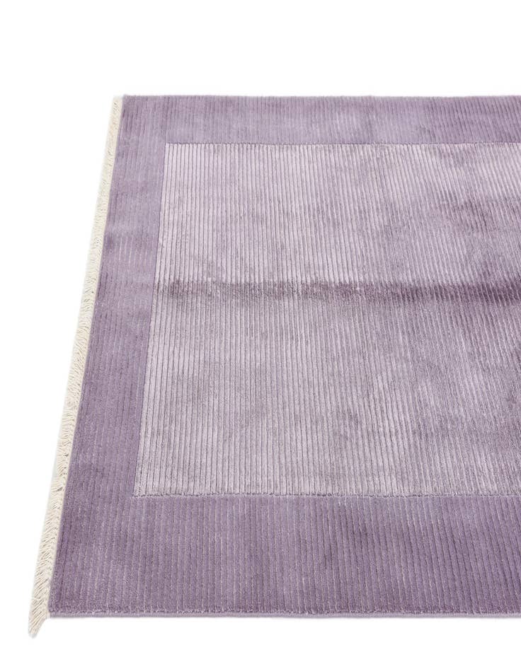 Detail image of  3' 11 x 6'  Hand Knotted Darya Wool Rug