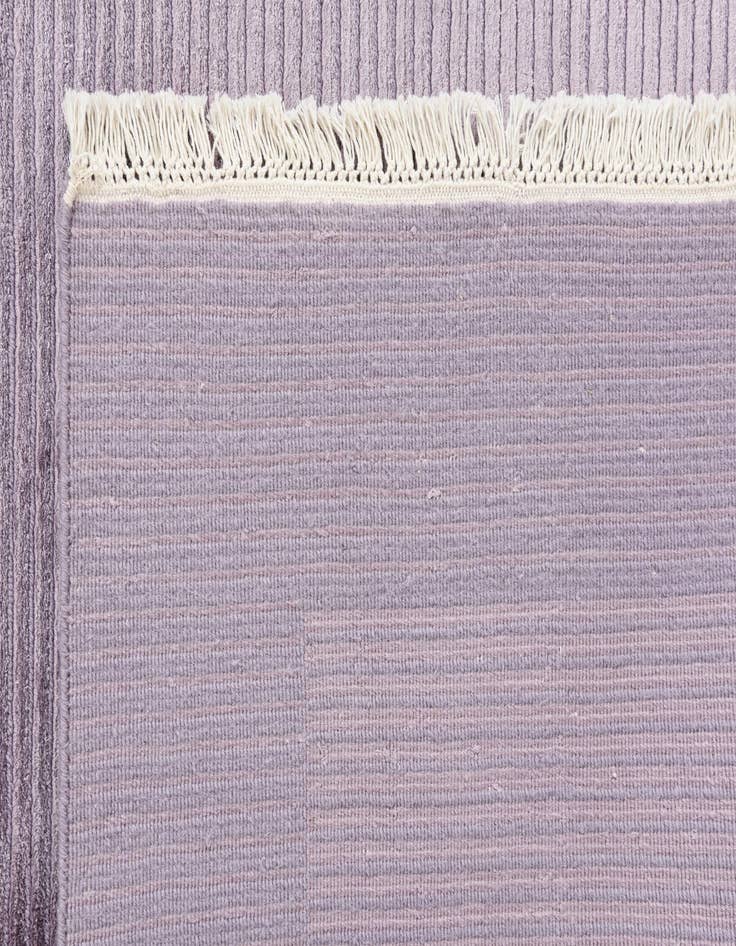 Detail image of  3' 11 x 6'  Hand Knotted Darya Wool Rug