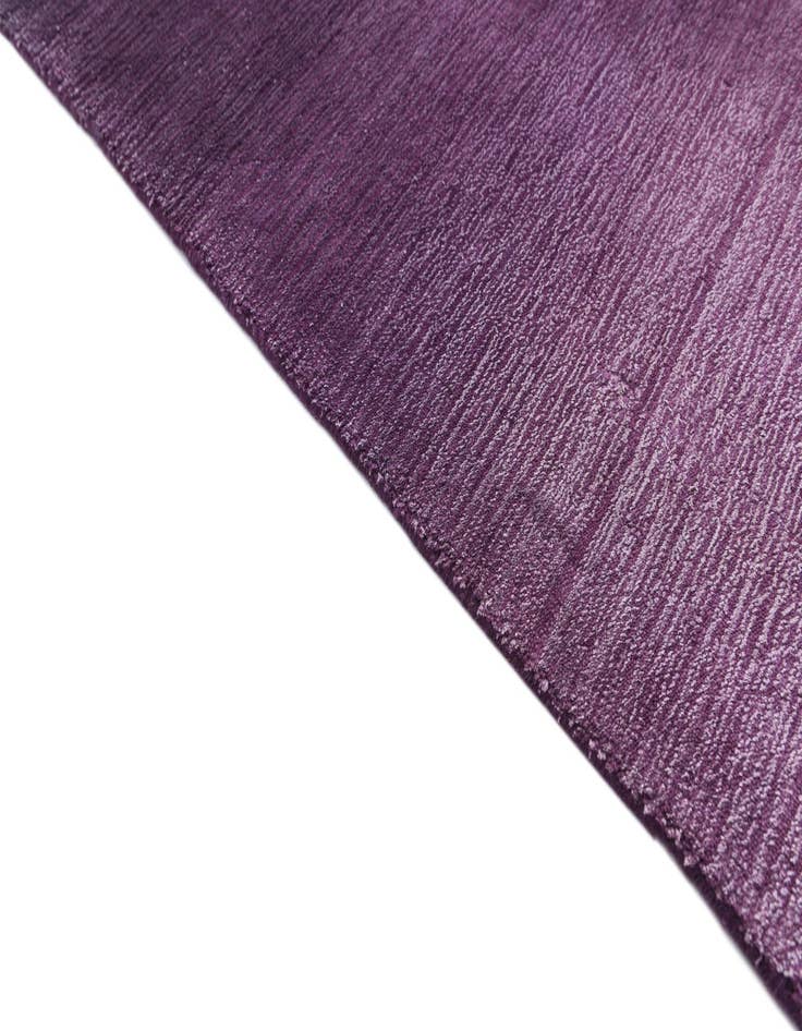 Detail image of  5' 4 x 7' 7  Hand Knotted Darya Wool Rug