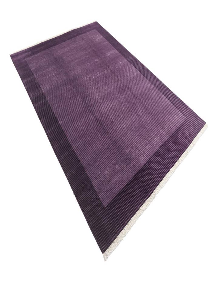 Detail image of  6' 11 x 9' 5  Hand Knotted Darya Wool Rug