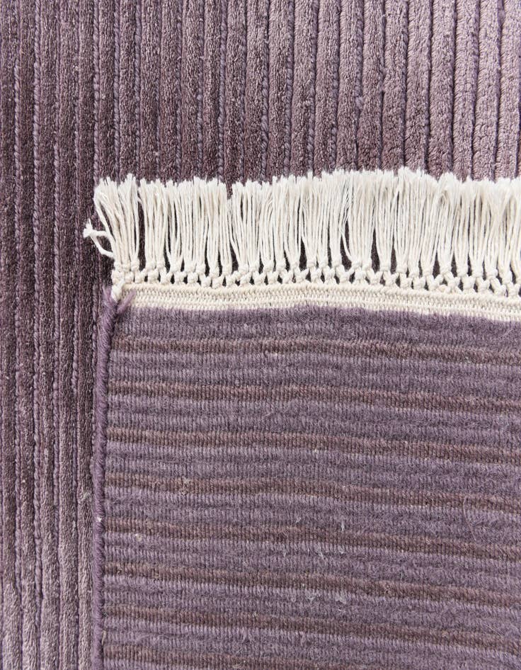 Detail image of  6' 7 x 9' 8  Hand Knotted Darya Wool Rug