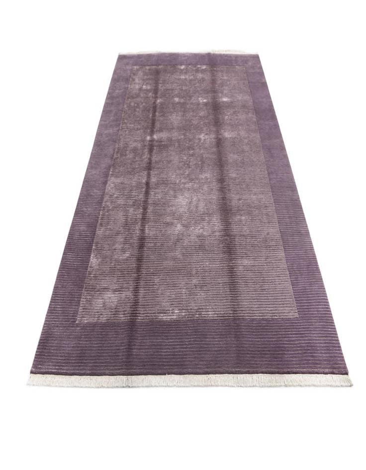 Detail image of  6' 6 x 9' 10  Hand Knotted Darya Wool Rug