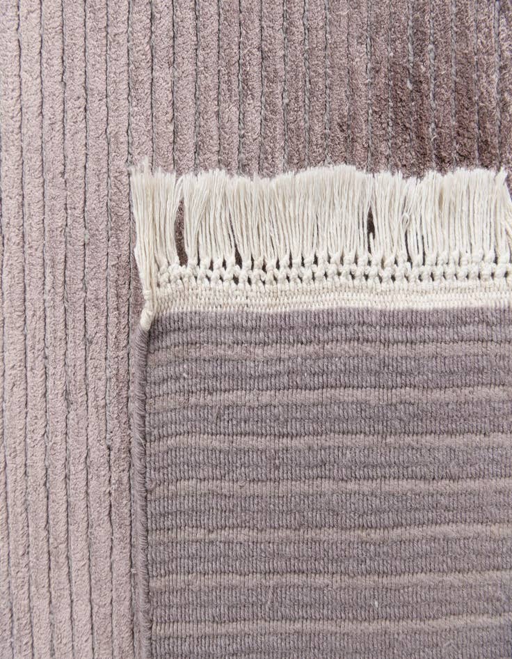 Detail image of  8' 2 x 11' 7  Hand Knotted Darya Wool Rug