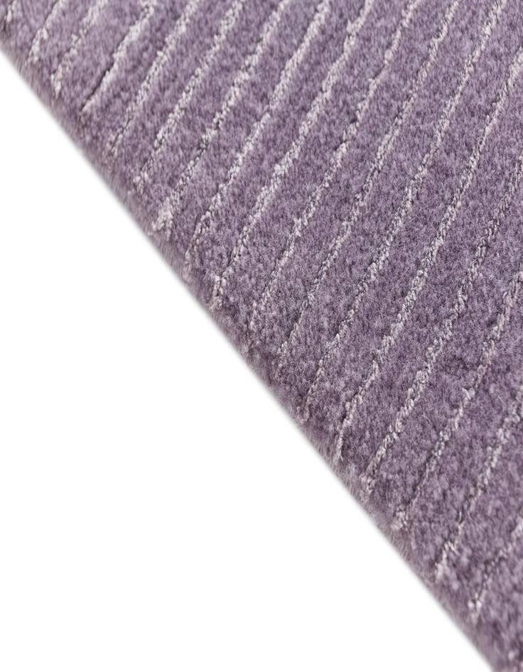 Detail image of  3' 10 x 6' Darya Rug