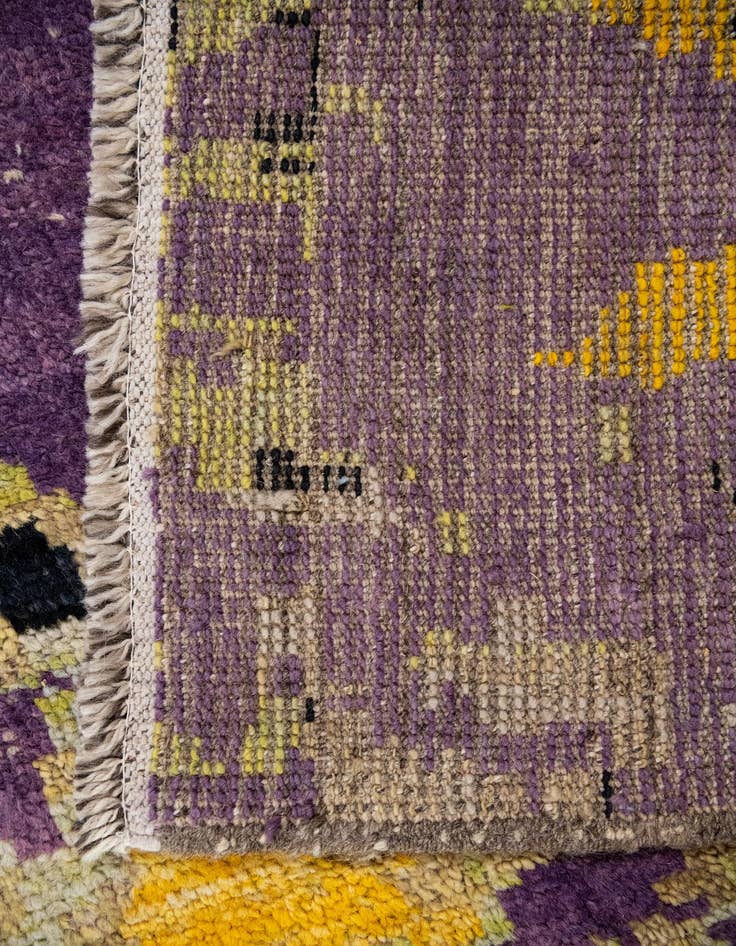 Detail image of  13' 7 x 18'  Hand Knotted Darya Wool Rug