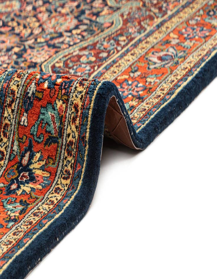Detail image of  4' 7 x 6' 7 Ghiassabad Rug