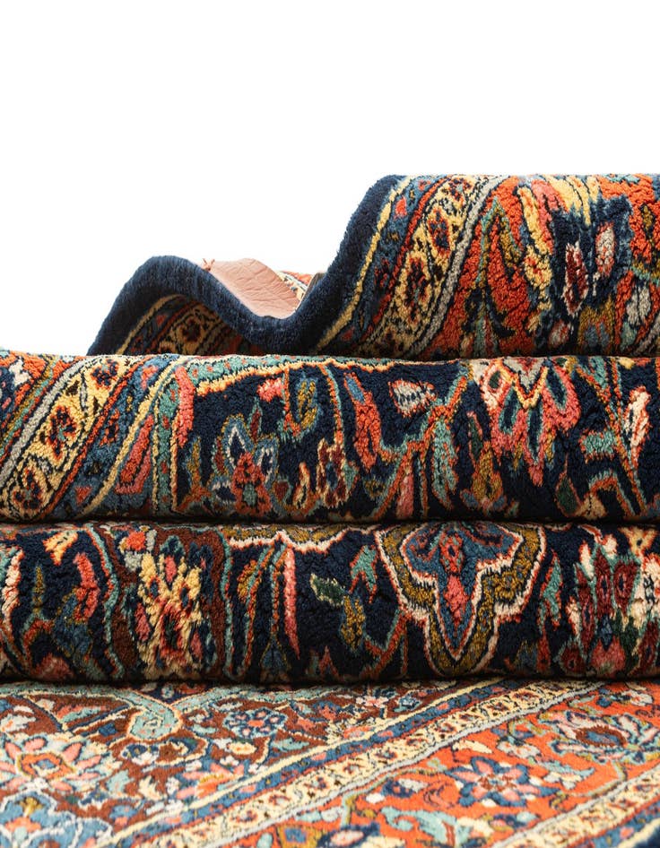 Detail image of  4' 7 x 6' 7 Ghiassabad Rug