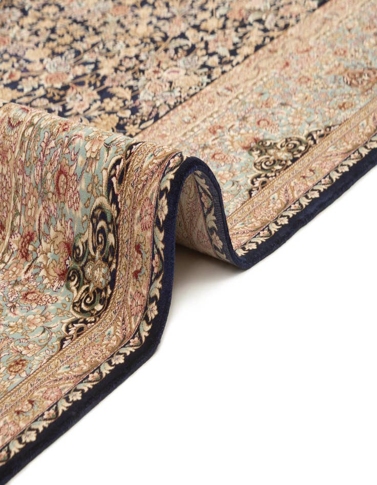 Detail image of  6' 5 x 9' 7 Ghom Design Rug