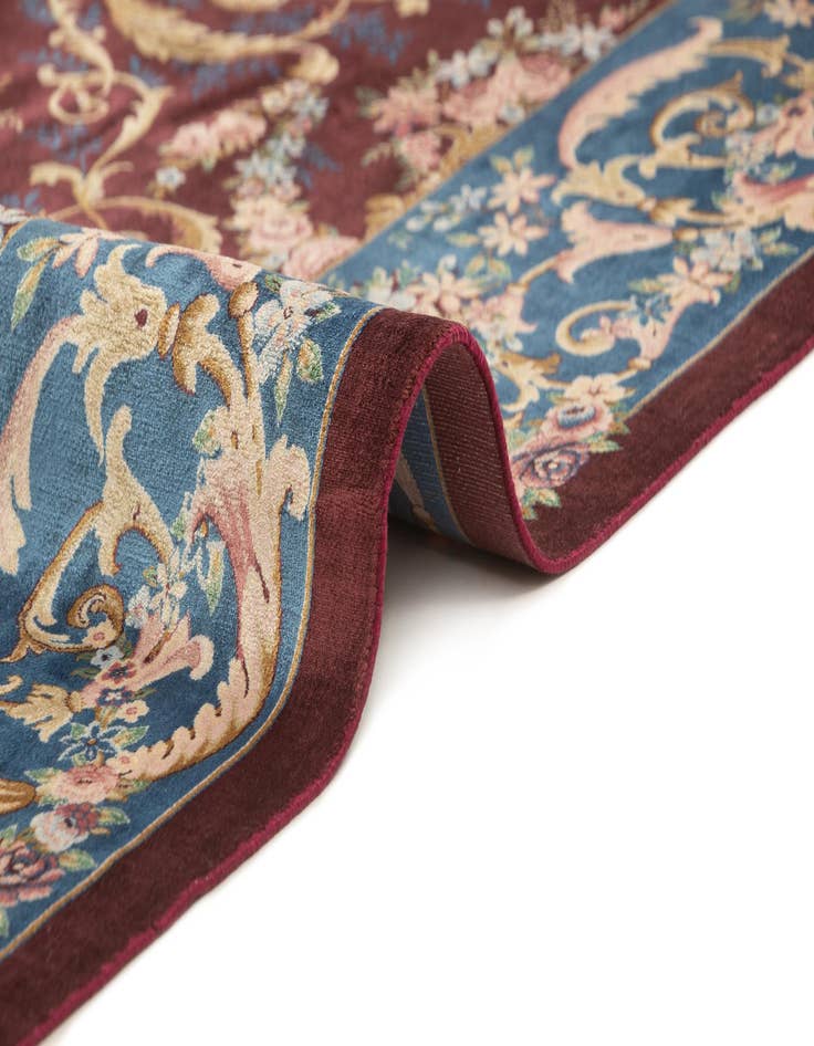 Detail image of  5' 7 x 9' 1 Ghom Design Rug