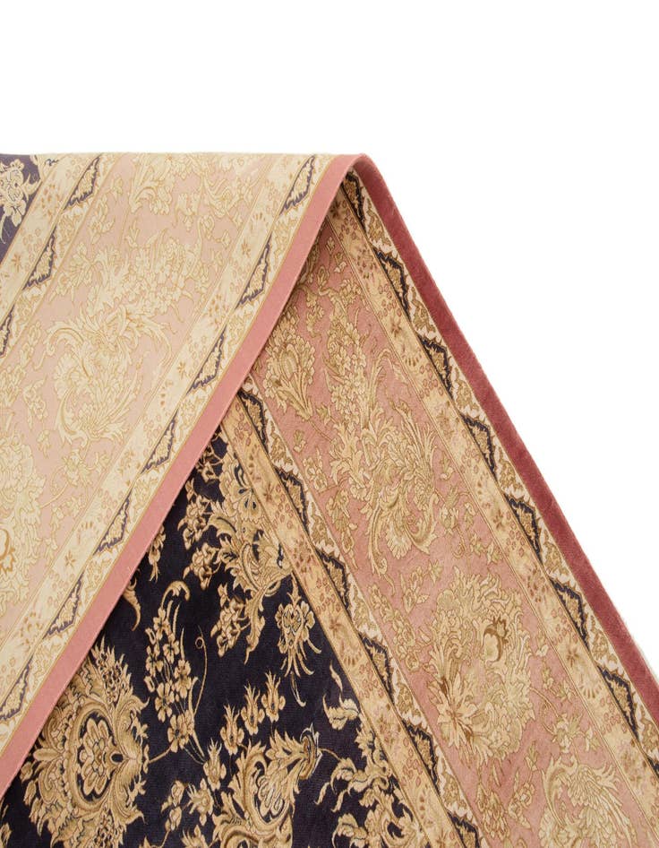 Detail image of  6' 3 x 9' 11 Ghom Design Rug