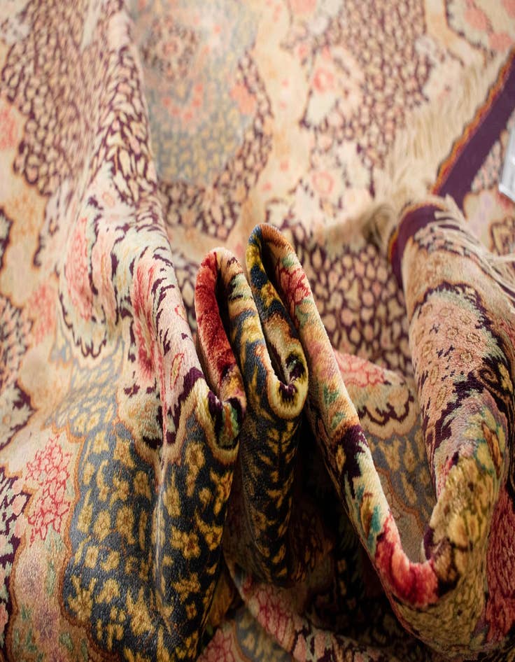 Detail image of  4' 5 x 6' 2 Ghom Silk Rug