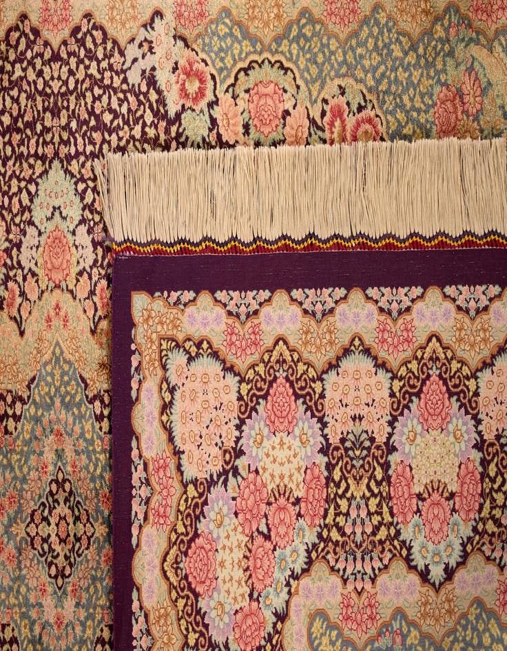 Detail image of  4' 5 x 6' 2 Ghom Silk Rug