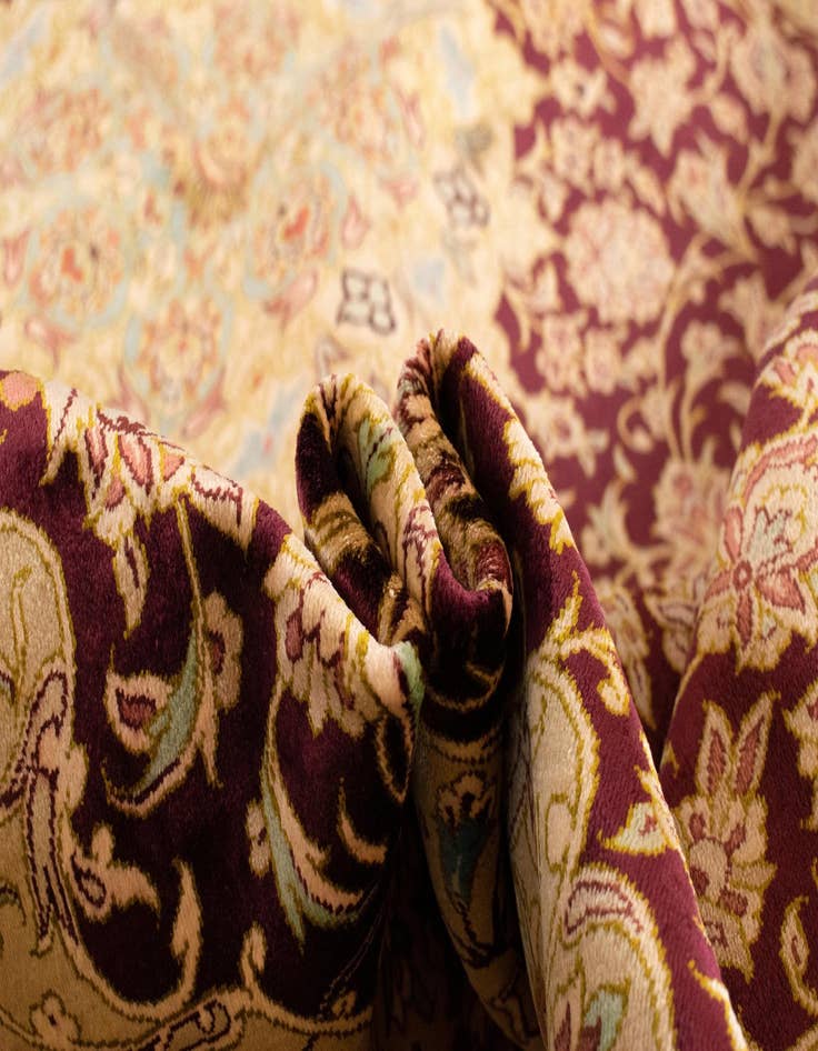 Detail image of  5' 2 x 7' 9 Ghom Silk Rug