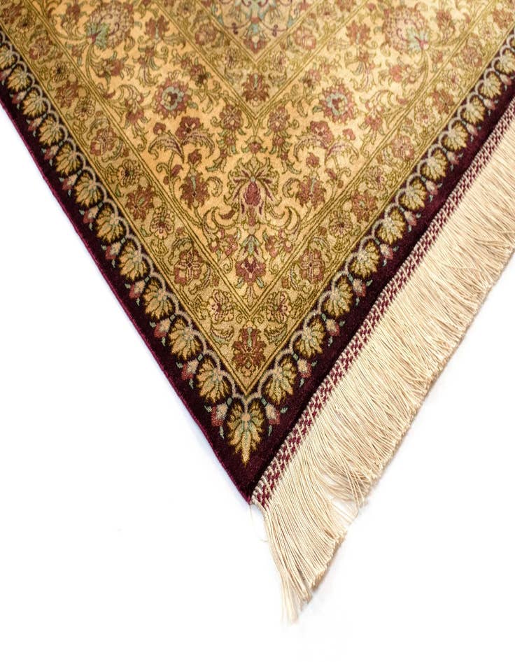 Detail image of  5' 2 x 7' 9 Ghom Silk Rug