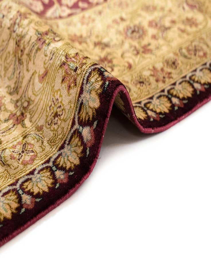 Detail image of  5' 2 x 7' 9 Ghom Silk Rug