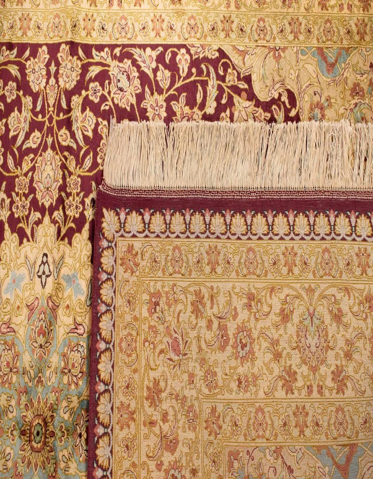 Detail image of  5' 2 x 7' 9 Ghom Silk Rug
