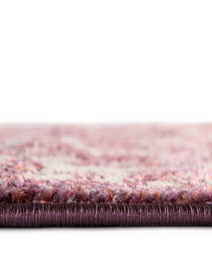 Detail image of 10' x 14' Isabella Rug