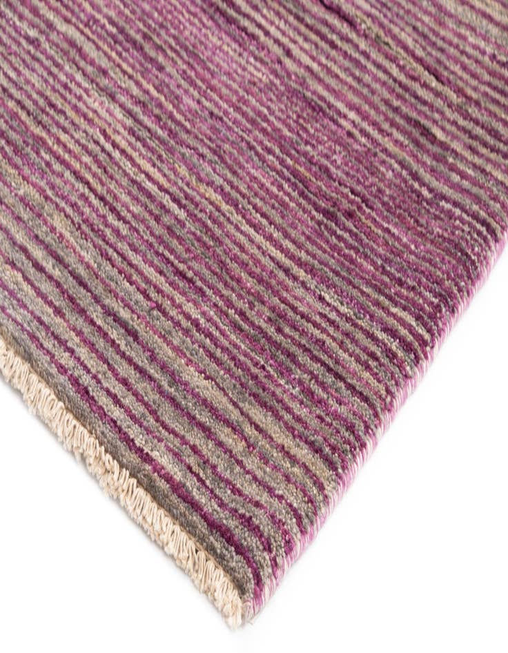Detail image of  4' x 6' 2 Juma Wool Rug
