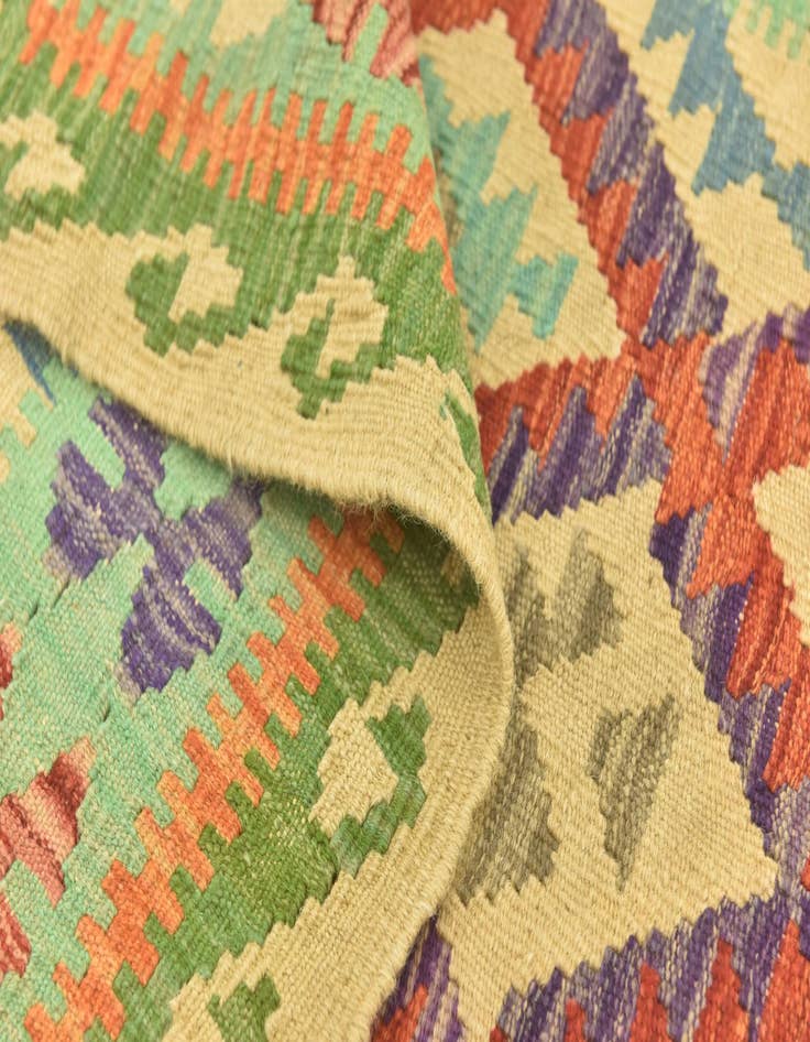 Detail image of  3' 8 x 4' 9  Hand Woven Kilim Maymana Wool Rug