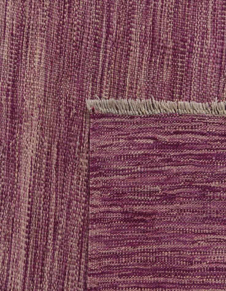 Detail image of  5' 6 x 8'  Hand Woven Kilim Modern Wool Rug