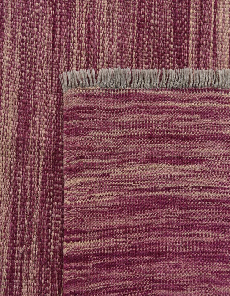 Detail image of  5' 2 x 6' 7  Hand Woven Kilim Modern Wool Rug