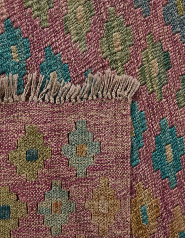Detail image of  8' 6 x 9' 7  Hand Woven Kilim Modern Wool Rug