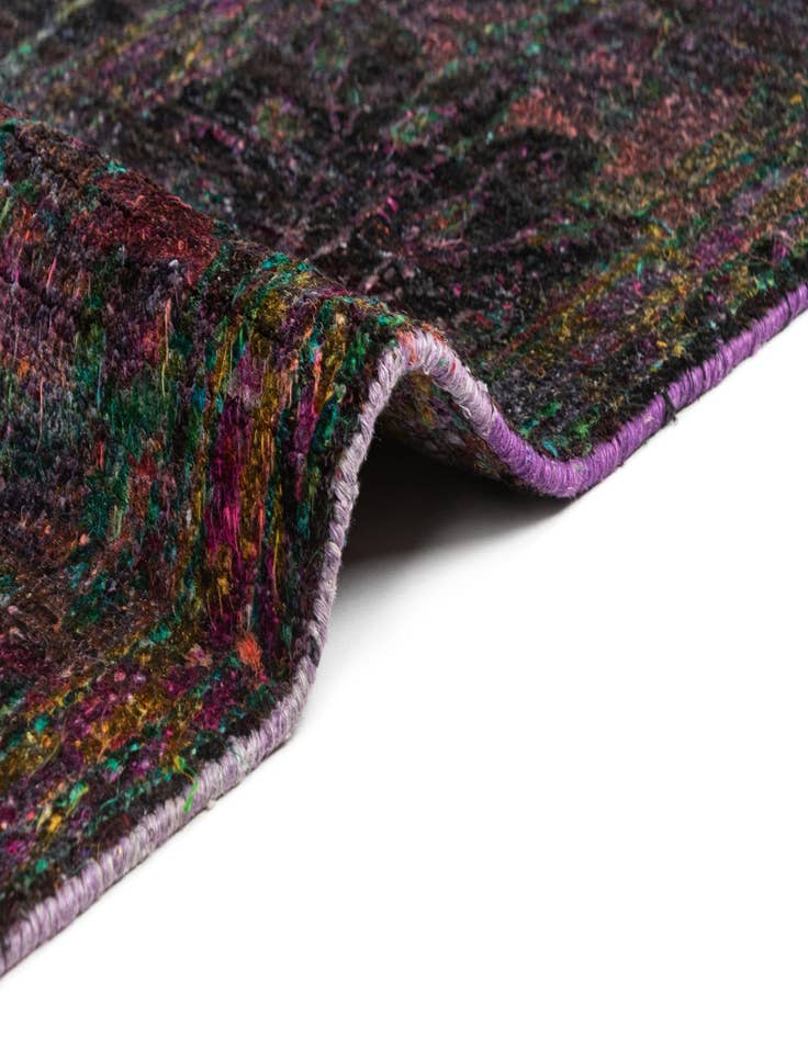 Detail image of  7' 11 x 11' 3  Hand Knotted Kundan Rug