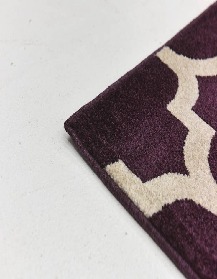 Detail image of  9' x 12' Lattice Rug